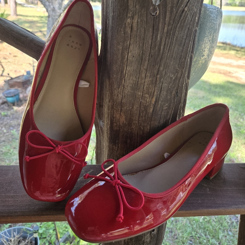 A New Day Joy Red Vegan Patent Leather Ballet Pump Size 8.5